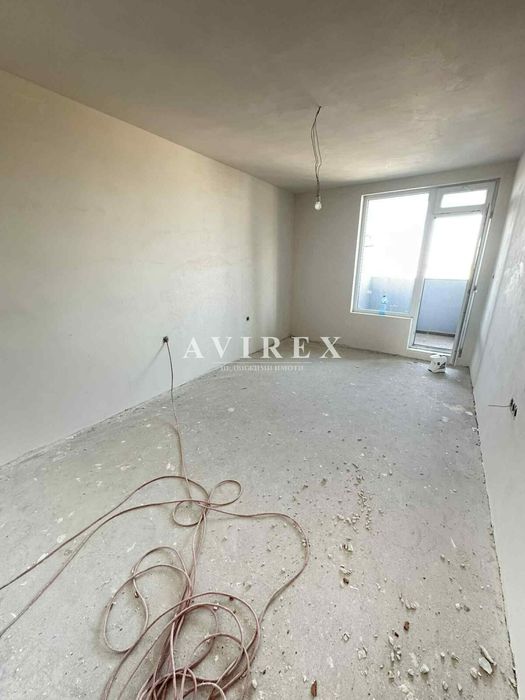 Продава се Тристаен апартамент в Пловдив, Съдийски - 118 кв.м за 778 €/кв.м - Снимка #2