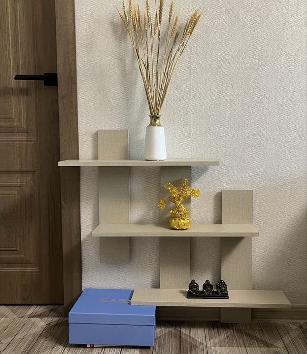 Настенная полка новая