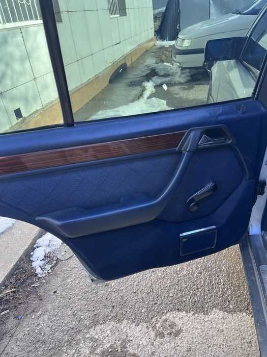 Машина продаётся