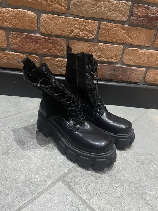 Ботинки демисезонные новые