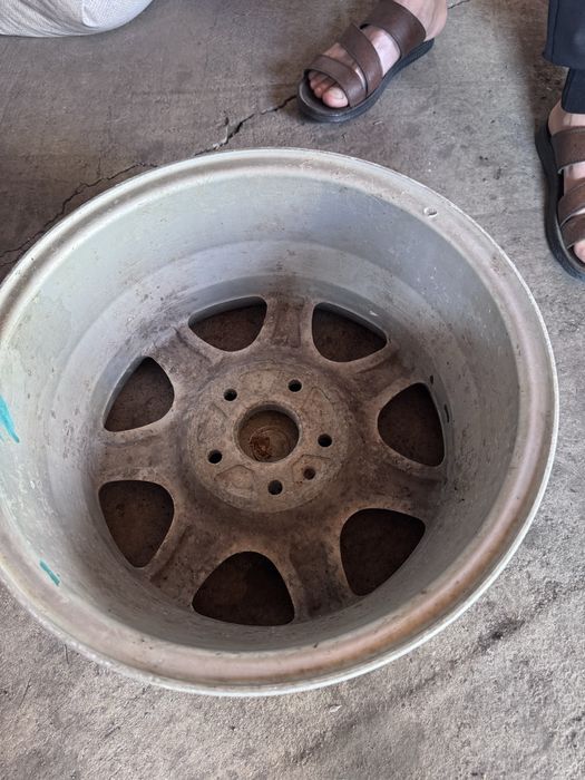 Диск легкосплавный  волга