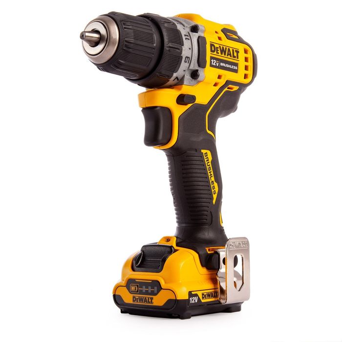 Шурупаверт Dewalt dcd 701
