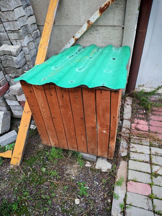 Продам будку для собаки