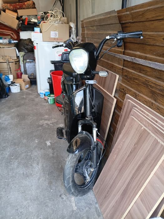Продам электроскутор за 49к