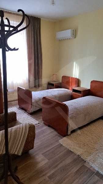 Дава се под наем Четиристаен апартамент в Пловдив, Център - 110 кв.м за 498.27 € - Снимка #3