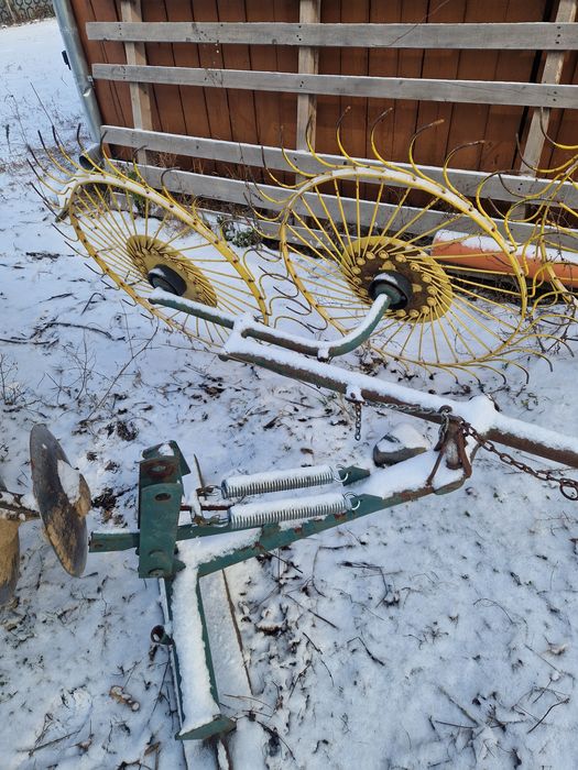 Vand grebla tip soare