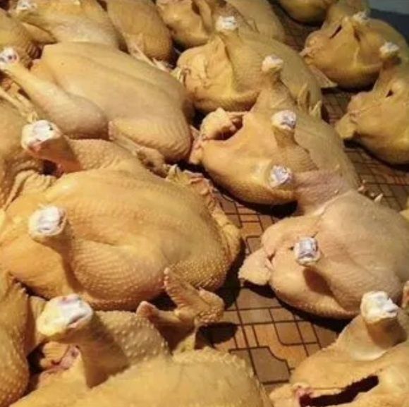 Тушки кур несушек в наличии.