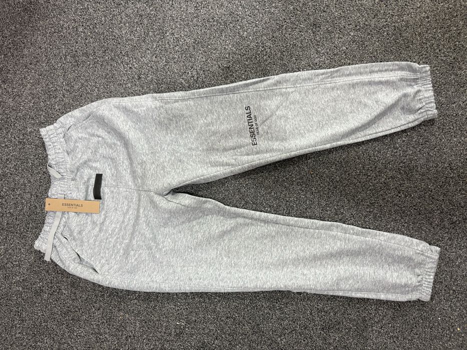 Essentials Light Heather Gray set