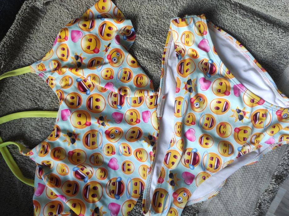 Costum de baie,10 -12 ani.