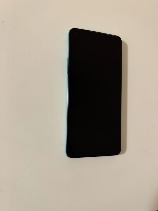 Телефон Oneplus 8T