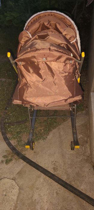 Зимние детские санки