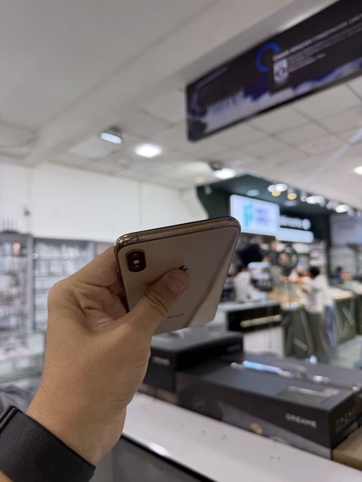 iPhone xs max 512gb срочни сотилади