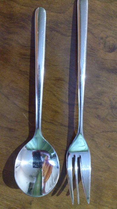 Сет: сервиз за кафе, 2комплекта лъжици,огнеупорна кана и др.