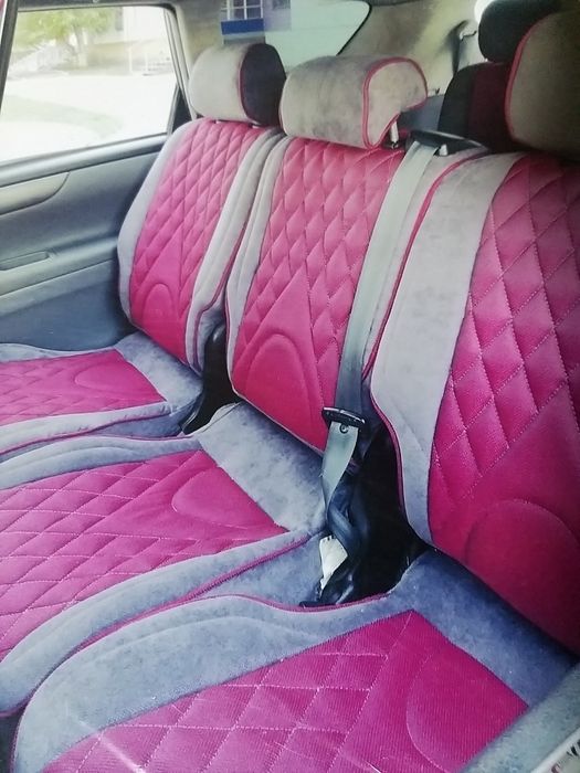 Перетяжка автосалона.