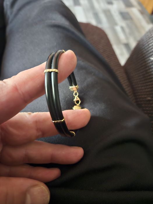 Златна гривна 14к 4грама  злато и силикон в много добро състояние