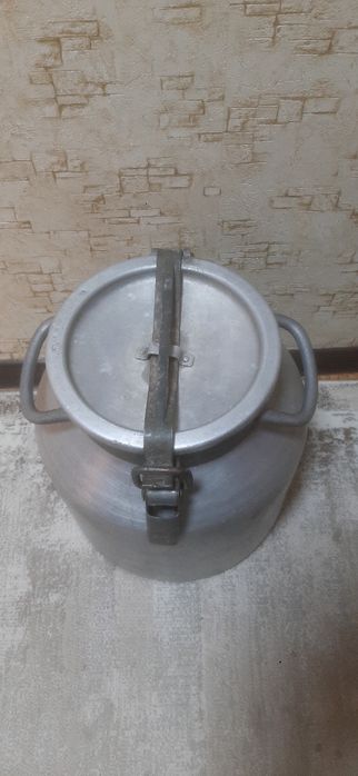 Продам флягу 20л