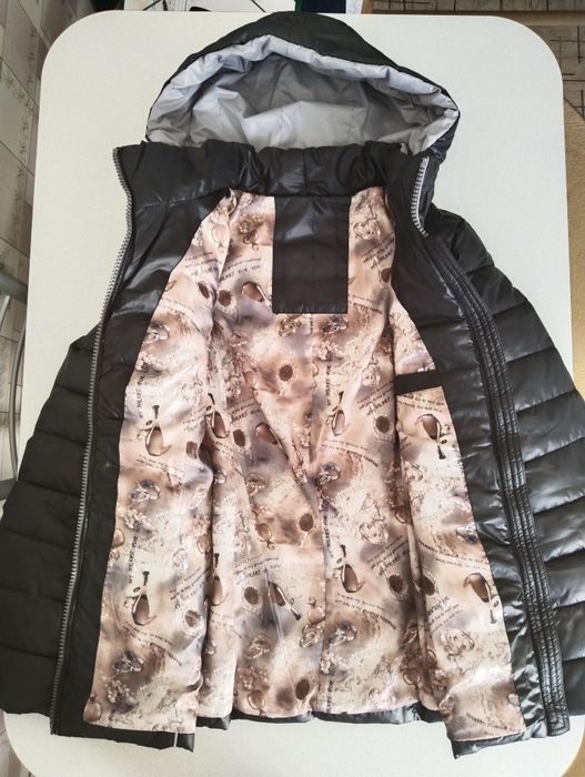 Женская куртка (весна-осень)