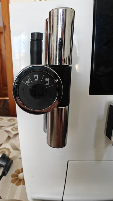 JURA impressa J9 нова