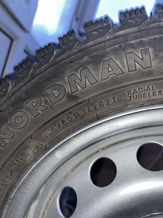 Продам шины с дисками зимние