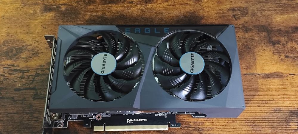 Видеокарта Gigabyte RTX 3050 Eagle OC 8Gb