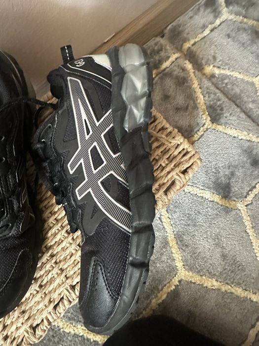 Обувки Asics за момче