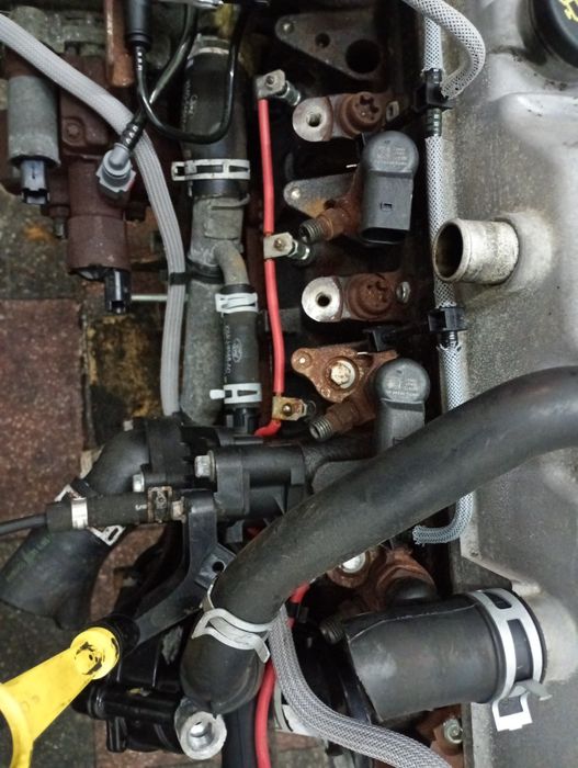 Injector injectoare ford focus 2 1.8tdci kkda cod 4m5q9f593ad ford mondeo 1.8tdci ford c max 1.8tdci cod 4m5q9f593ad perfect functionale