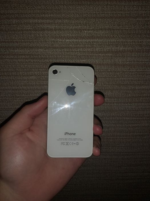 IPhone 4 б/у забл.