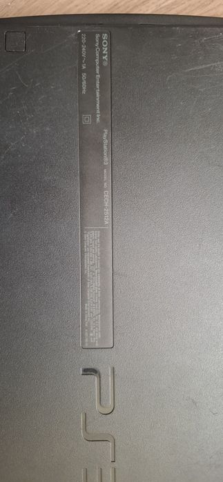 PS3 slim продаётся СРОЧНО не в рабочем состоянии.