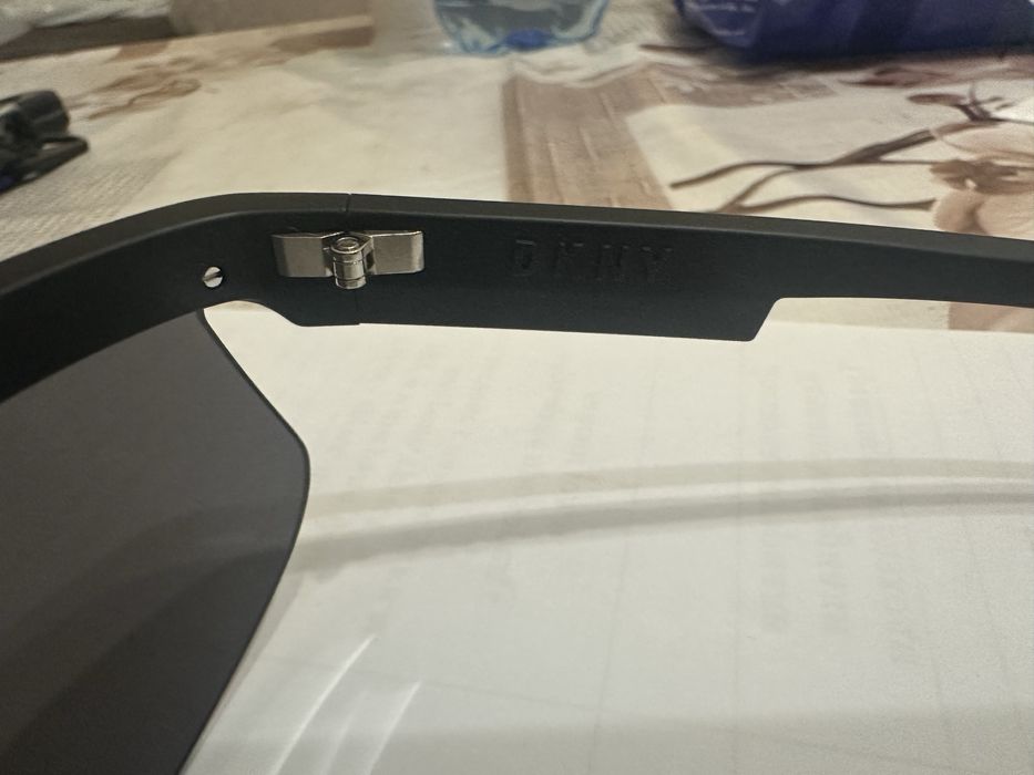 Слънчеви очила  различни марки и модели