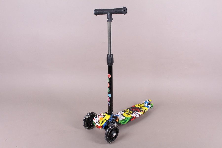 Детска тротинетка, Сгъваема, Светеща, Музикална, Розова, Пчела

Очаква