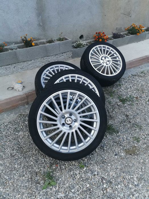 4x Seturi Roti Audi 20" Parallel 10 spite + 21" Performance Blade Bi Color Diamond Cut/Black + 20" ETA BETA Venti-R + 20" ABT 0803 Vand Schimb cu auto