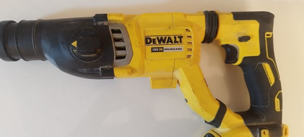 Продам комплектом ОРИГИНАЛ Dewalt