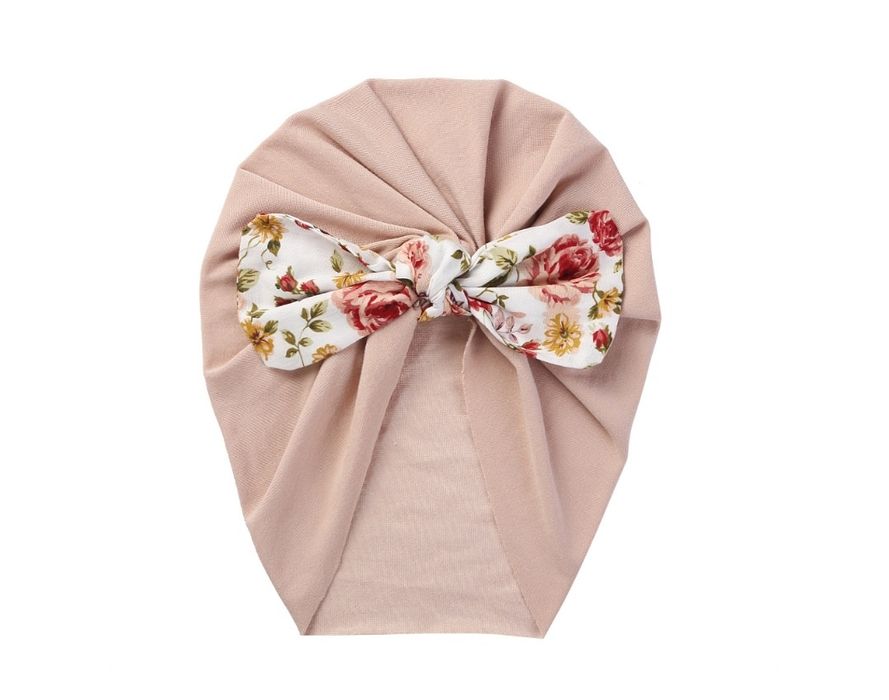 Детские шапки с бантиками