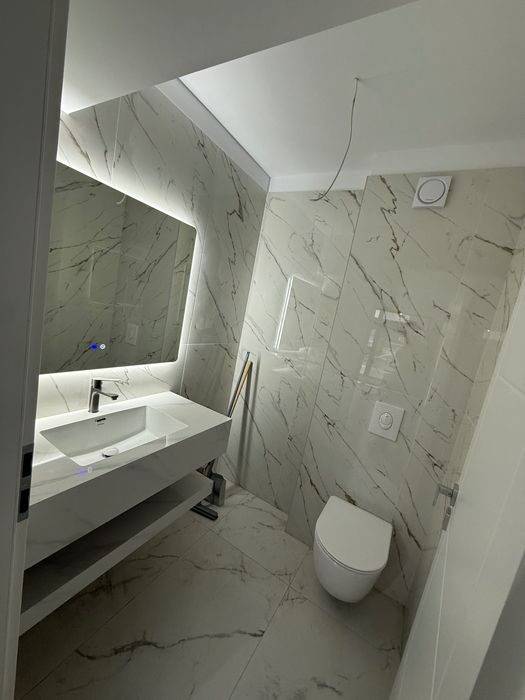 Inchiriez spatiu comercial