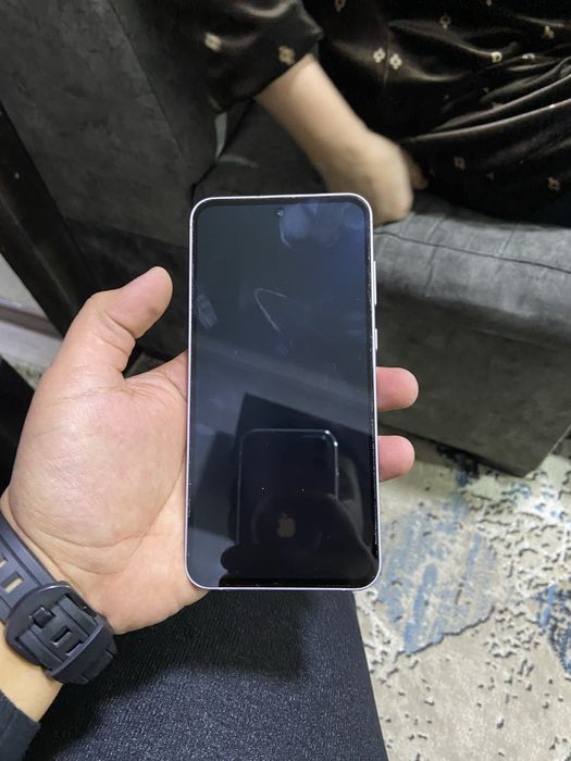 Сотилади срочна!