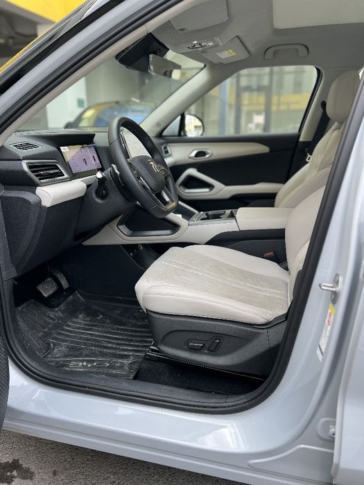 BYD YUAN UP   yili 2025 ful pazitsiyasi