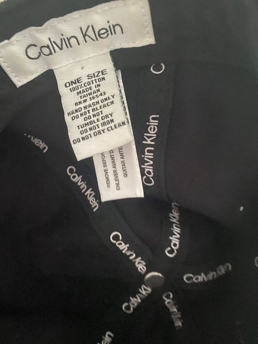 продам шапку и кепку CK