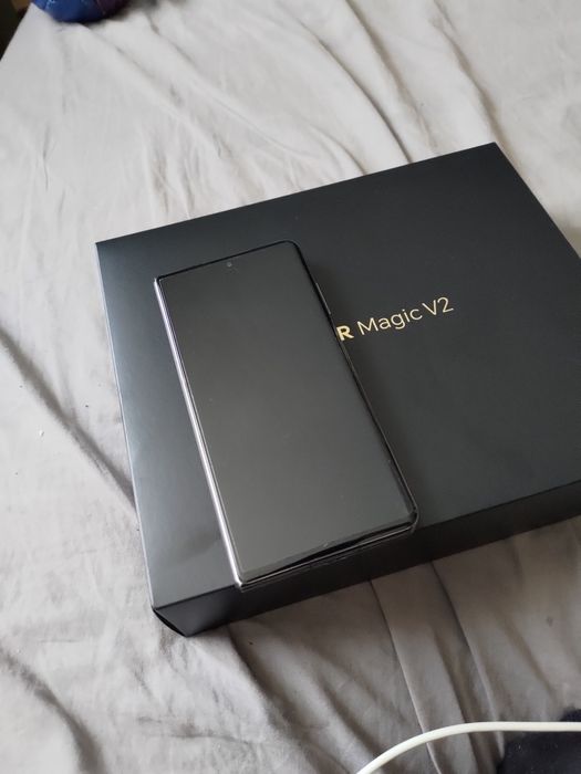 Honor Magic V2 fold  512gb full box