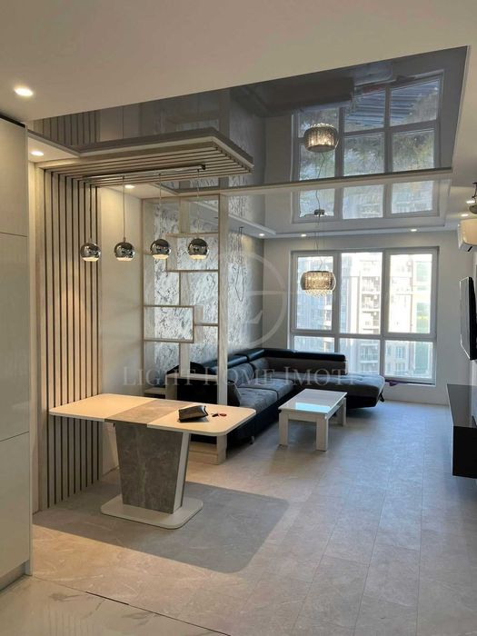 Продава се Двустаен апартамент в Пловдив, Тракия - 80 кв.м за 2038 €/кв.м - Снимка #1