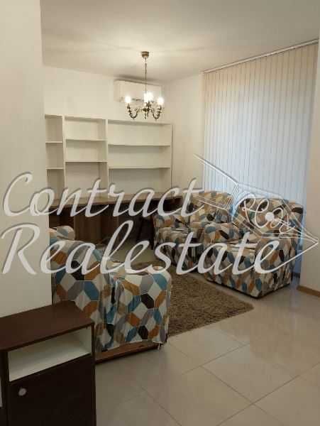 Дава се под наем Двустаен апартамент в Варна, Център - 72 кв.м за 408 € - Снимка #2