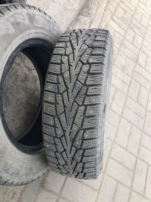 Шины зимние продам срочно торг