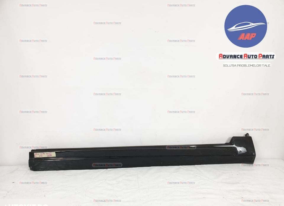 Волво ХЦ90 / Volvo XC90 Оригинален десен праг, в добро състояние