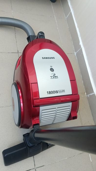 Пылесос Samsung 1800w