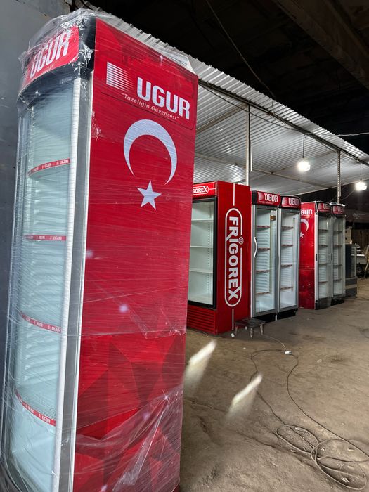 Vitrina xaladilnik UGUR zavot arginali sotiladi