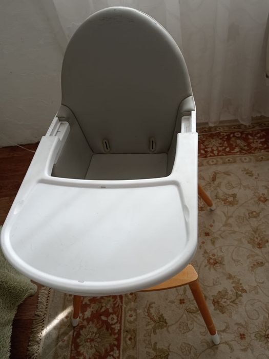 Продам детский столик