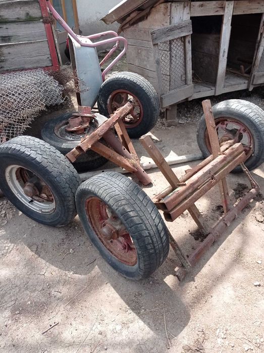 Butuci cu spițe de tractor 650 față model vechi