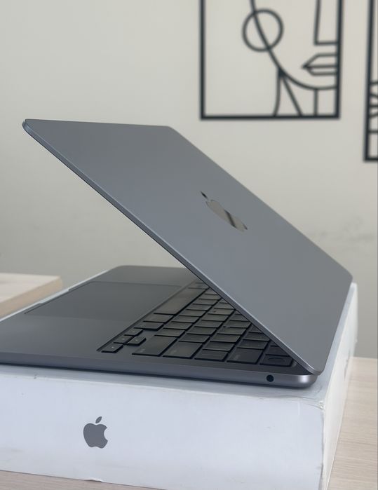 MacBook Air 13” 2024 на M3