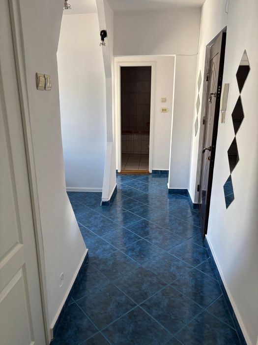 De vanzare apartament 2 camere,confort 1