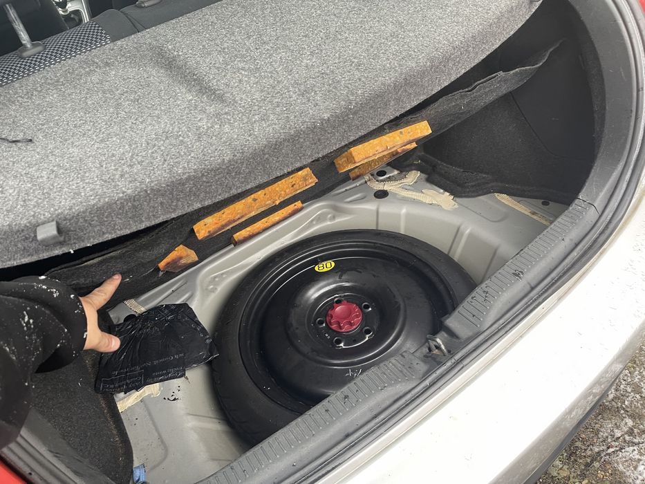 На Части Toyota Auris 1.6 ValveMatic 132к.с 2011г. НА ЧАСТИ