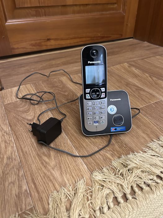 Домашний телефон Panasonic